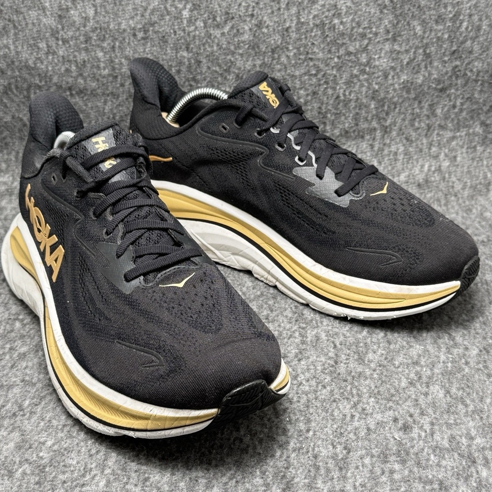 HOKA Clifton 10 Wide Mens Running Shoes Size 10.5 Black Gold Cushioned Comfort